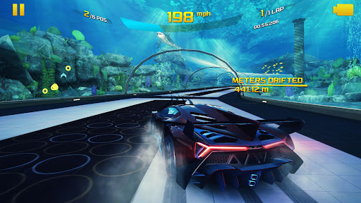 Asphalt 8 - Car Racing Game screenshot 5