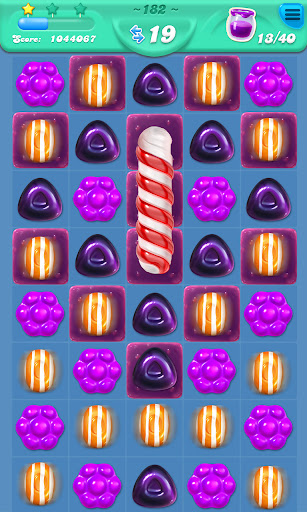 Candy Crush Soda Saga screenshot 1