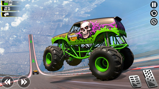 Mega Ramp Monster Truck Stunts screenshot 16